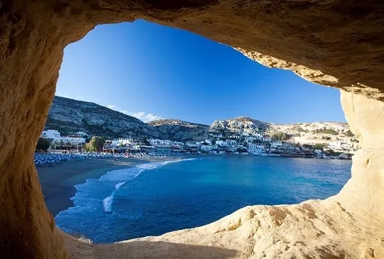 Voyage Romantique en Grèce - Découvrez l'Amour avec Notre Agence Matrimoniale - Agence matrimoniale Unicis